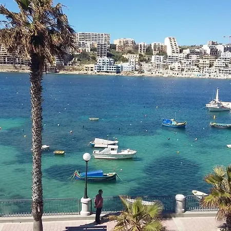 Carsons Court - Seafront - Fl 1